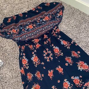 Strapless/ off the shoulder romper